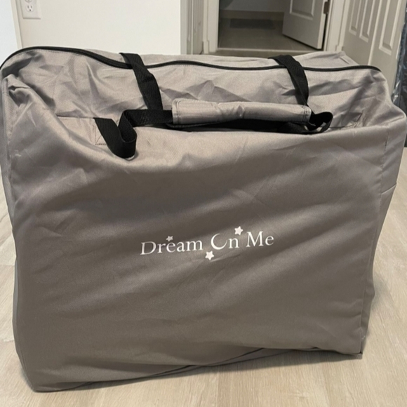 Dream On Me Baby Bassinet - Picture 3 of 3